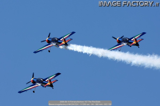 2006-09-10 Ferrara Airshow 157 The Red Bulls